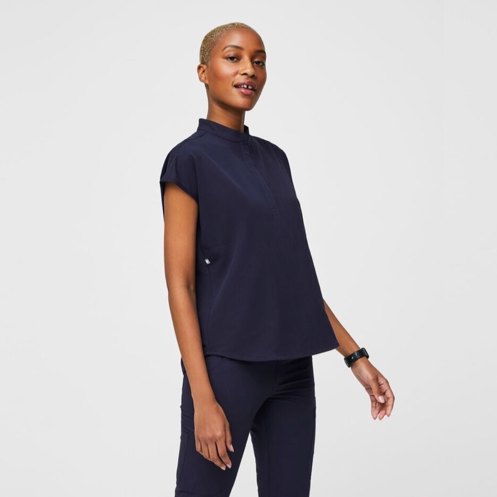 Figs Rafaela Oversized Scrub Top